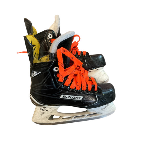 Used Bauer SUPREME S180 SKATE Junior Hockey Skate Junior 11199-S000349020