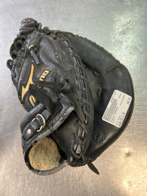 Used Mizuno SUPREME BB/SB Catchers RH Throw Black 33 1/2" 11868-S000063065