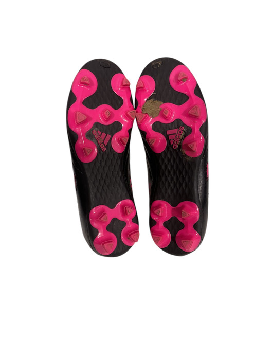 Vist Large View of Product Image Which is Used Adidas Soccer Cleats Pink Junior 02 11847-S000026725