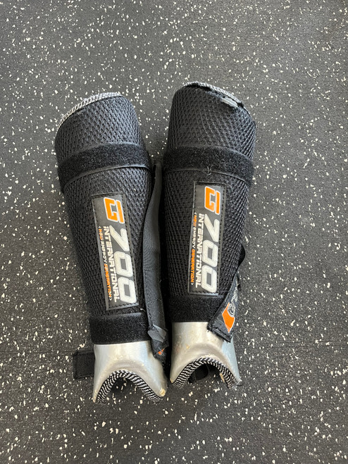 Used Grays G 700 FH Shin Guards Black 10" 11849-S000028563
