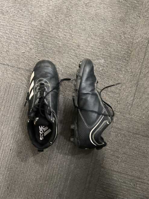 Vist Large View of Product Image Which is Used Adidas Soccer Cleats Black Junior 03.5 11614-S000215037