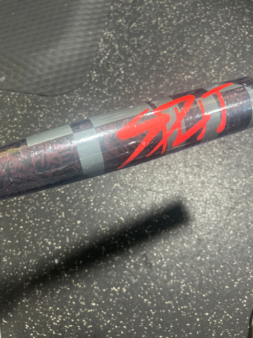 Vist Large View of Product Image Which is Used Easton SPLIT BB/SB High School -3 Bat 32"