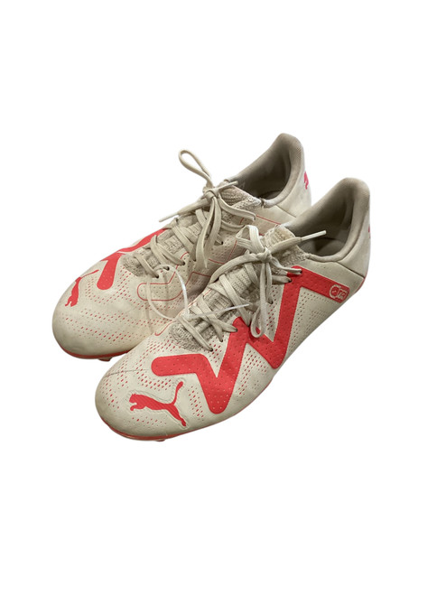 Vist Large View of Product Image Which is Used Puma Soccer Cleats White Senior 6.5 11884-S000047368