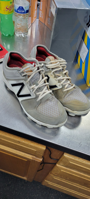 Used New Balance 9.5 BB/SB Cleats Grey Senior 9.5 11497-S000149336