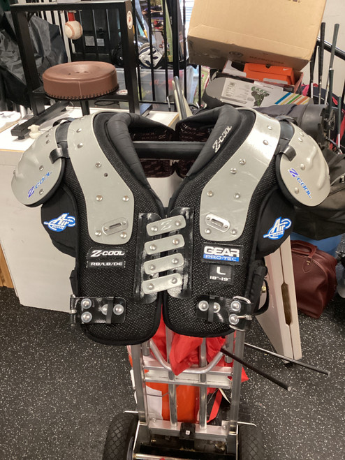 Vist Large View of Product Image Which is Used Pro-Tec Z COOL FB Shoulder Pads Black LG