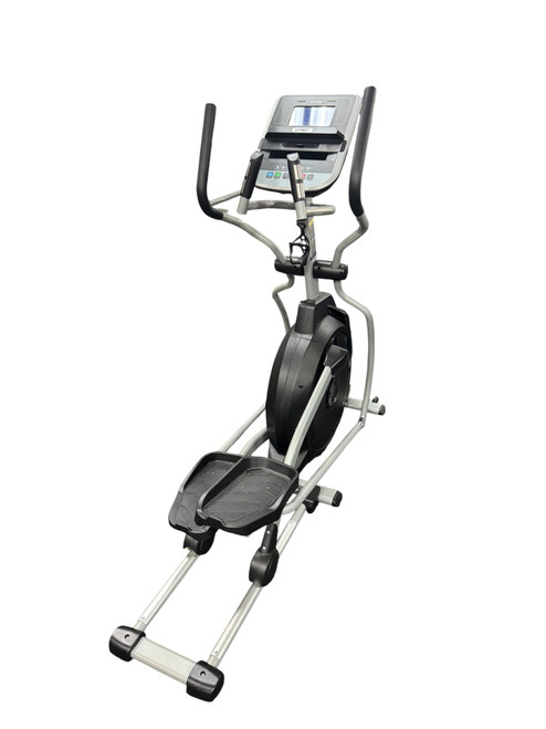 Used Spirit XE195 Programmable Elliptical 11885-S000178073