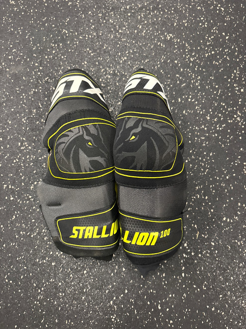 Used STX STALLION 100 Lacrosse Arm Pads/Guards Black SM 11726-S000282203 Vist Large View of Product Image Which is Used STX STALLION 100 Lacrosse Arm Pads/Guards Black SM