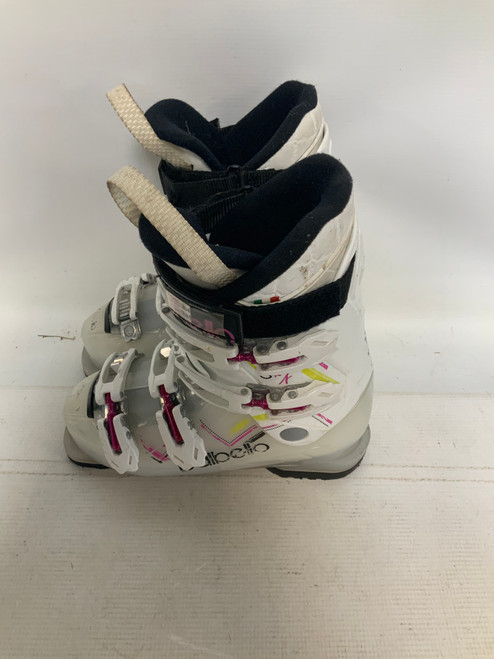 Used Dalbello GAIA Girls DH Ski Boot White 225 MP - J04.5 - W5.5 11823-S000032154