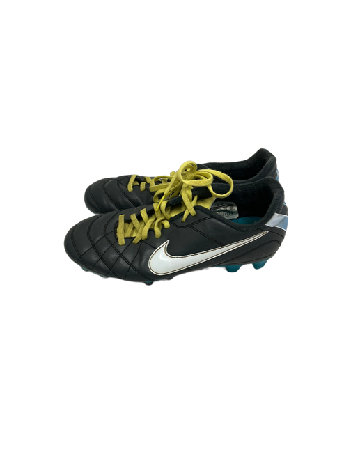 Vist Large View of Product Image Which is Used Nike Tiempo Mens 8 Soccer Cleats 11692-S000137502
