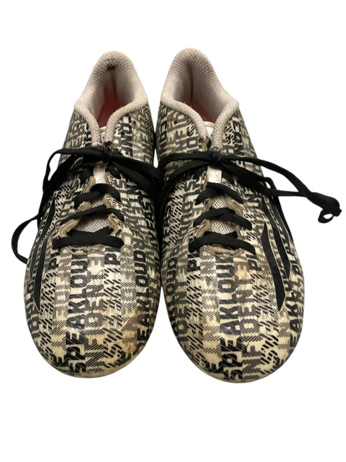 Vist Large View of Product Image Which is Used Adidas ARTS84083 Soccer Cleats Junior 01.5
