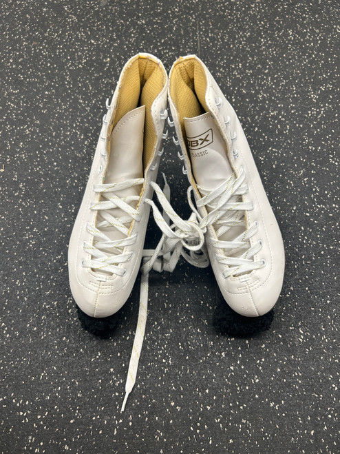 Vist Large View of Product Image Which is Used DBX CLASSIC WomensFigure Skate White Senior 7 11162-S000430415