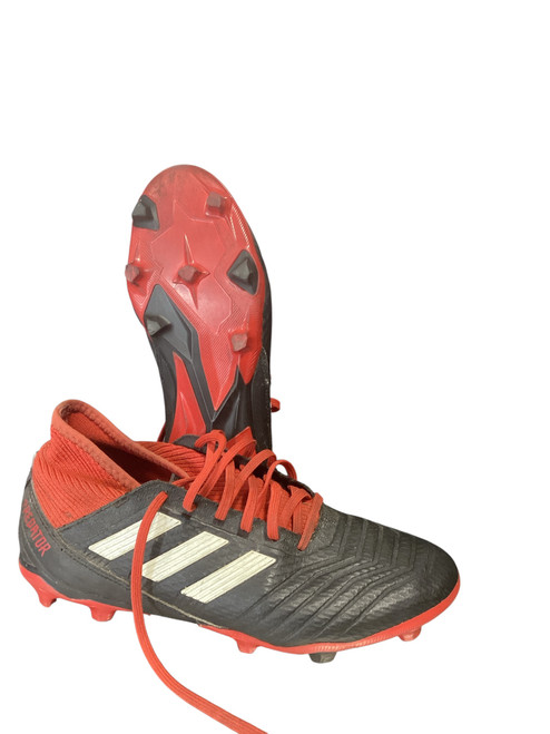 Vist Large View of Product Image Which is Used Adidas Soccer Cleats Black Senior 8 11804-S000253956