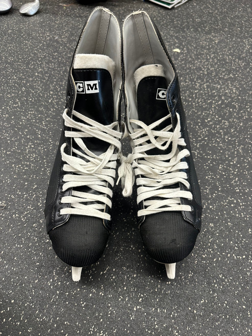 Used CCM CHAMPION 90 Senior Hockey Skate Senior 11 11162-C000430466