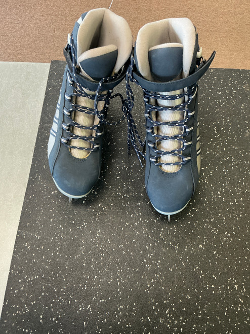 Vist Large View of Product Image Which is Used FIGURE SKATE Senior 10