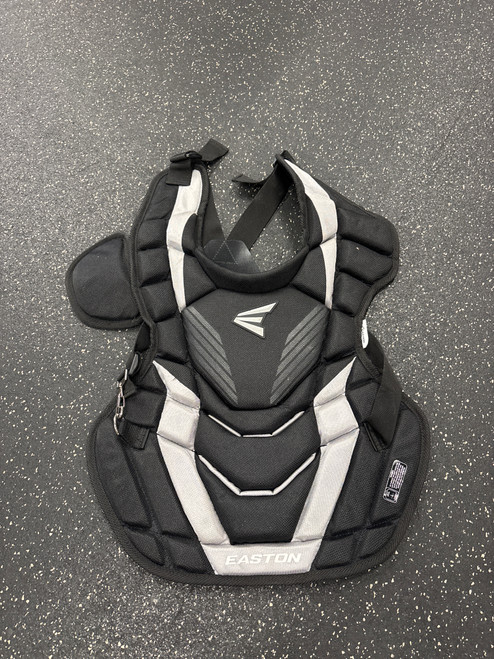 Used Easton GAMETIME NOCSAE CP Catchers Chest Protector Black Intermed 11726-S000282567