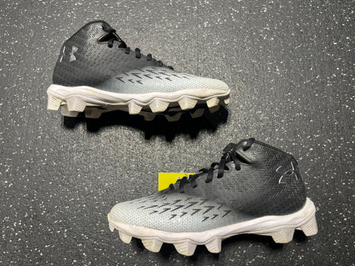 Vist Large View of Product Image Which is Used Under Armour Jr FB Cleats None Junior 05 11285-S000184822