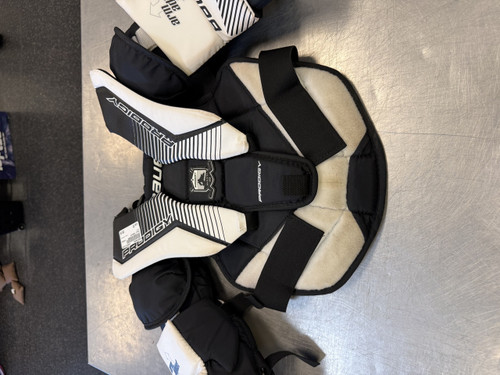 Vist Large View of Product Image Which is Used Bauer PRODIGY Junior Body Armor SM