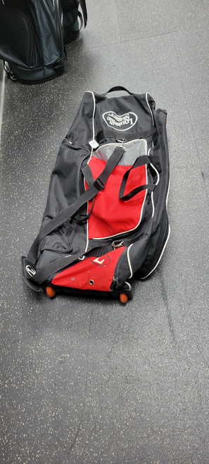 Used Louisville Slugger ROLLER BAG BB/SB Team Catcher Bag Red 11497-C000149538