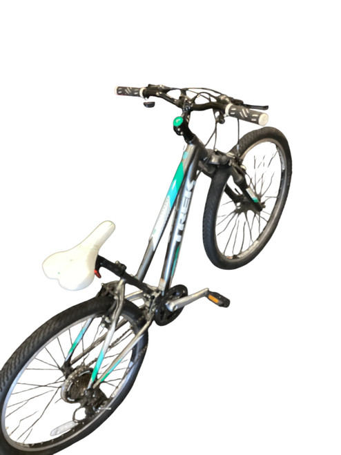 Used Trek 820 MTN BIKE Mountain Bike Womens Turquoise 43-47cm - 17-18" - MD Frame 11884-S000047653
