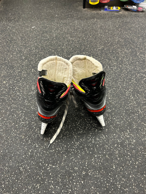Used Bauer VAPOR X2.9 Intermediate Hockey Skate Intermediate 6.5 11162-C000430852