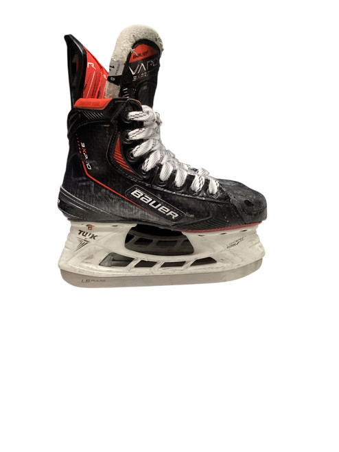 Vist Large View of Product Image Which is Used Bauer 3X PRO Junior Hockey Skate Junior 01.5 11816-S000270576