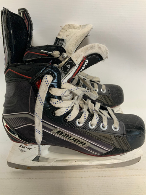 Vist Large View of Product Image Which is Used Bauer VAPOR X 600 Junior Hockey Skate Junior 04 11823-S000032395