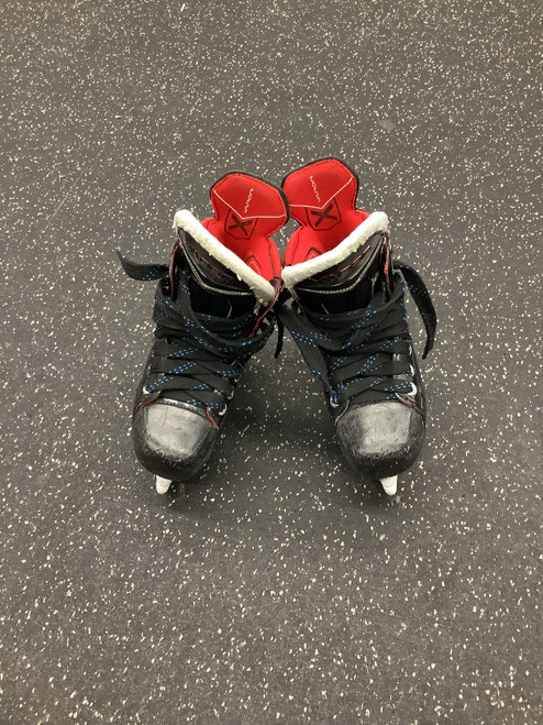 Vist Large View of Product Image Which is Used Bauer X5 PRO Youth Hockey Skate Youth 13.0 11162-S000430928