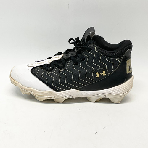 Used Under Armour BH BB/SB Cleats Black Senior 6 11805-S000062811 Vist Large View of Product Image Which is Used Under Armour BH BB/SB Cleats Black Senior 6