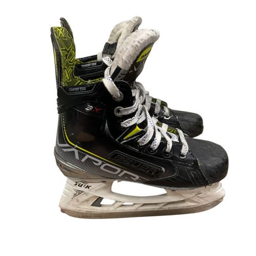 Vist Large View of Product Image Which is Used Bauer VAPOR 3X Junior Hockey Skate Junior 01.5 11813-S000327061
