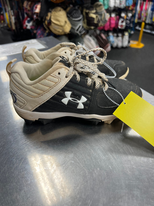 Used Under Armour LEADOFF BB/SB Cleats Black Junior 01 10558-S000238015