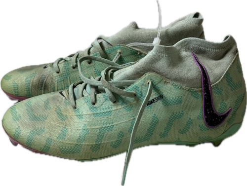 Vist Large View of Product Image Which is Used Nike Soccer Cleats Teal Senior 8