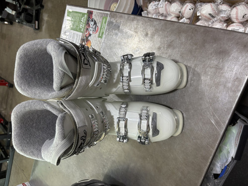 Vist Large View of Product Image Which is Used Dalbello ASPIRE 5.9 Womens DH Ski Boot White 265 MP - M08.5 - W09.5 11605-S000201985