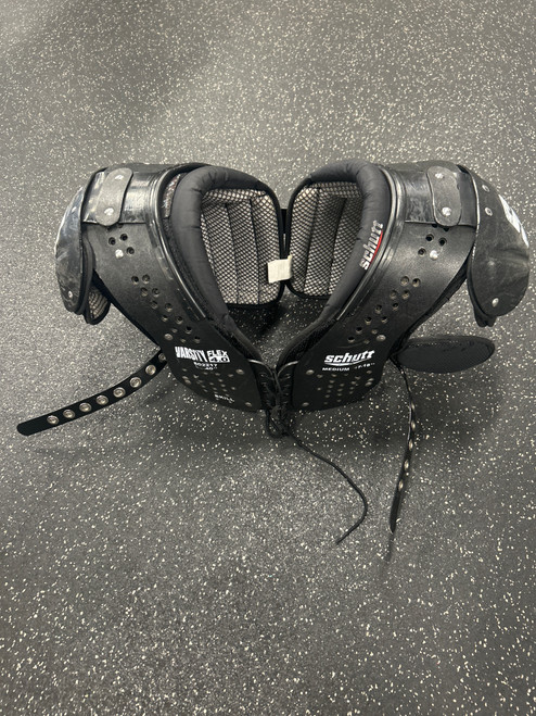 Used Schutt VARSITY FLEX 4.0 SKILL FB Shoulder Pads Black MD 11726-S000282991