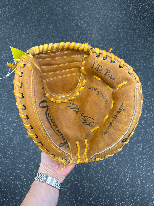 Used Rawlings RCM30 BB/SB Catchers RH Throw Brown 33" 10558-S000238085
