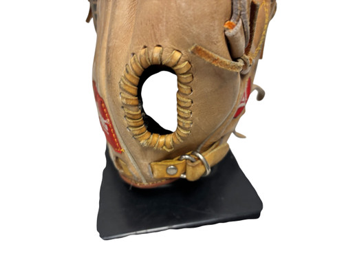 Vist Large View of Product Image Which is Used Easton THE VERY BEST 16" Fastpitch Softball Catchers Chest Protector White Medium
