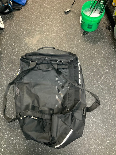Vist Large View of Product Image Which is Used Bauer CARRY Sr Hockey Carry Black 11823-S000032524