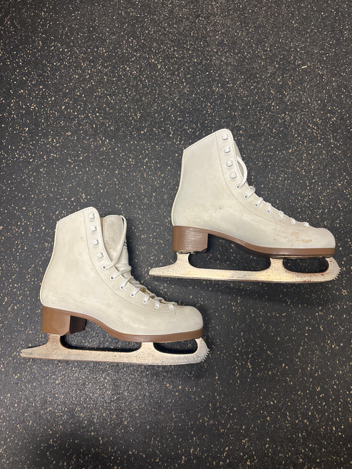 Vist Large View of Product Image Which is Used Jackson GLACIER WomensFigure Skate White Senior 7 11774-S000081836