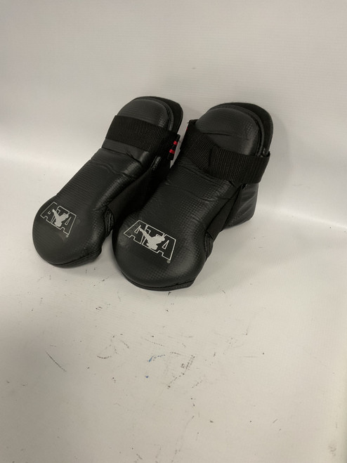 Vist Large View of Product Image Which is Used Martial Arts Foot Pads Black Junior