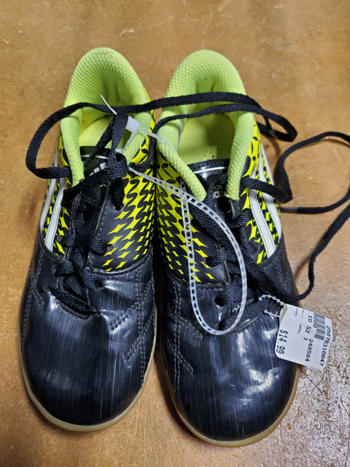 Vist Large View of Product Image Which is Used Adidas Soccer Indoor Shoes Black And Green Junior 01