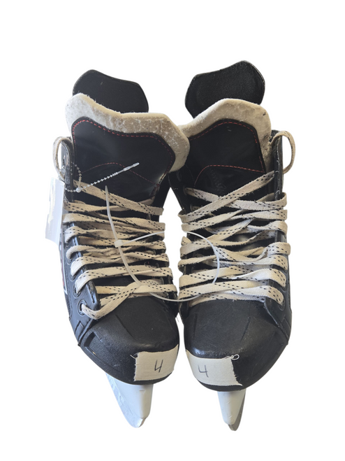 Vist Large View of Product Image Which is Used CCM JETSPEED FT440 Junior Hockey Skate Junior 04