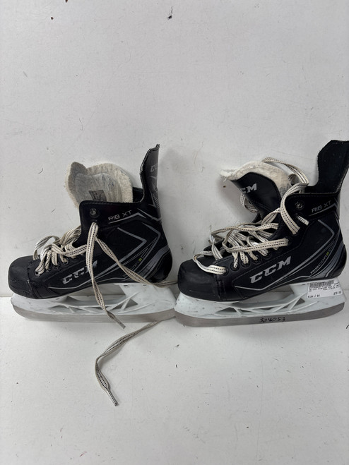 Used CCM RIBCORE RIB XT Junior Hockey Skate Junior 04 11891-S000304053