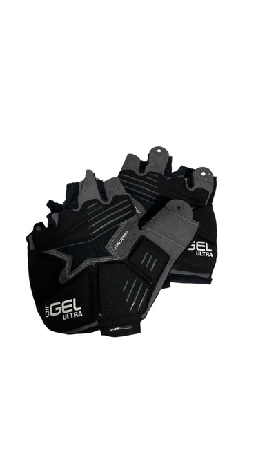 Vist Large View of Product Image Which is Used Garneau AIR GEL ULTRA Bike Hand Pads Black LG
