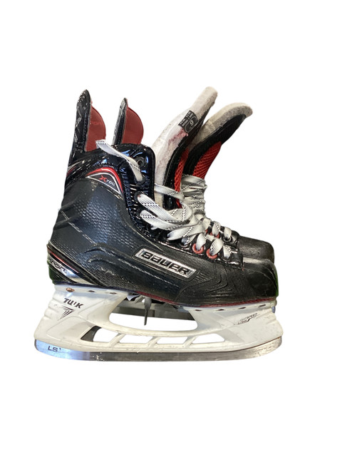 Vist Large View of Product Image Which is Used Bauer VAPOR X700 Senior Hockey Skate Senior 6 11804-S000254292