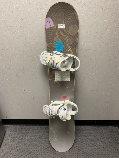 Used Burton LUX Girls Snowboard Only Silver 143 cm 11855-S000187480