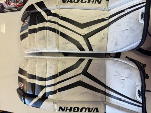 Used Vaughn V10 Goalie Leg Pads Youth Black 24"