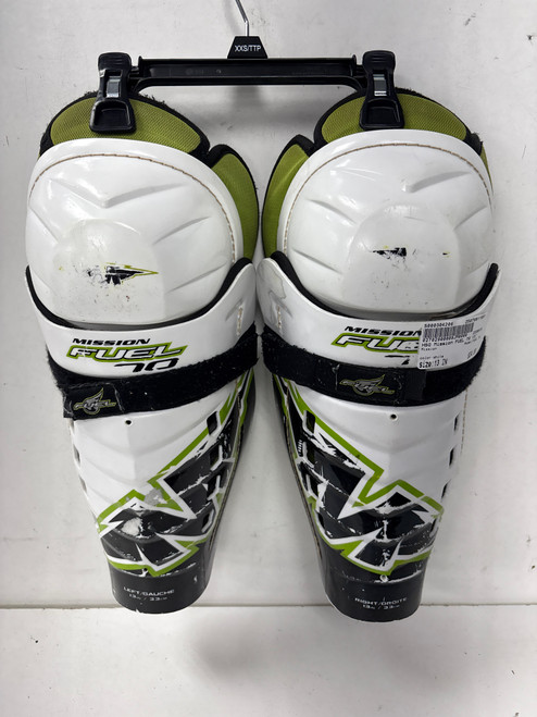 Vist Large View of Product Image Which is Used Mission FUEL 70 Senior Shin Guards White 13" 11891-S000304206