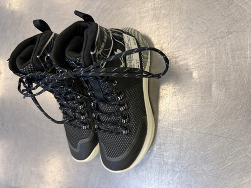 Used Under Armour VB Shoes Adult Black Senior 7 11339-S000191564
