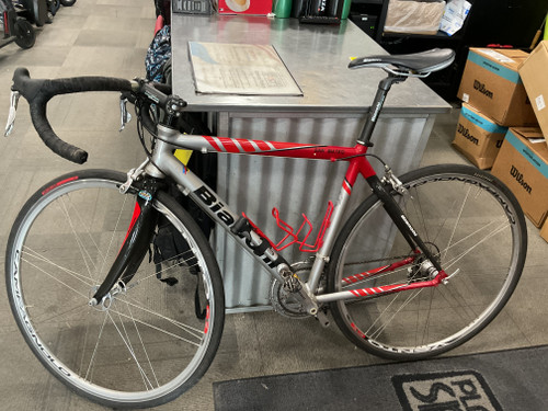 Vist Large View of Product Image Which is Used Bianchi SAN MATEO Road Bike Mens Grey 56-58cm - LG Frame 11614-S000216794