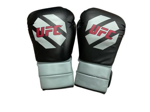 USED UFC Boxing Gloves Black Senior 14oz