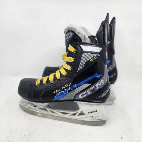 Used CCM TACKS AS5810 Youth Hockey Skate Youth 12.5 10589-S000415454